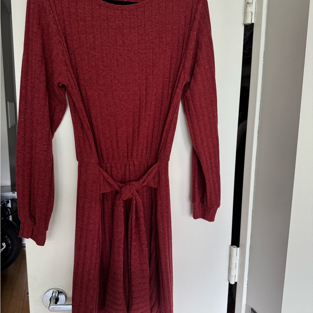 Elegant Red Long-Sleeve Dress